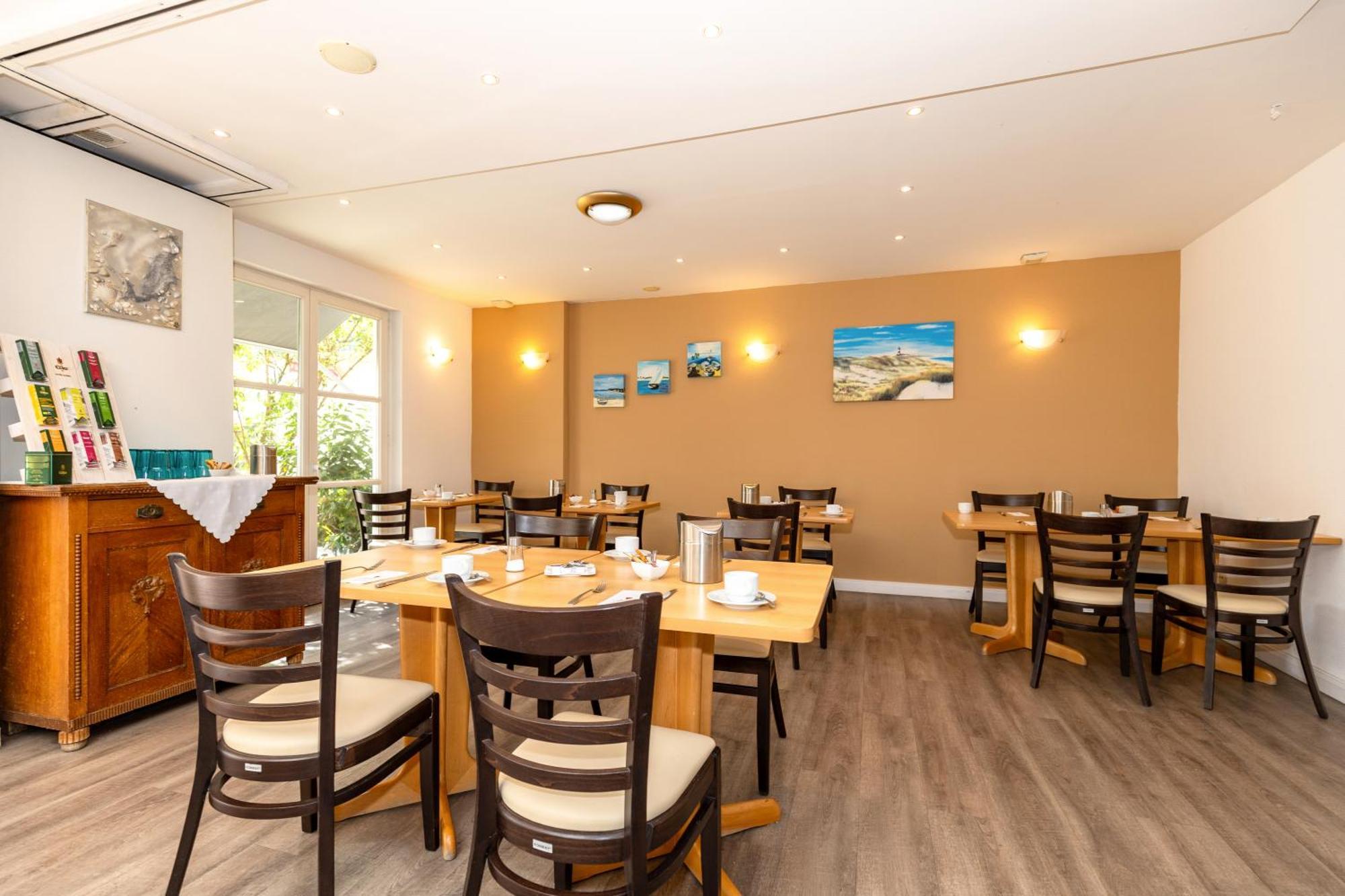 Hotel Zur Traube Ostseebad Kühlungsborn 外观 照片