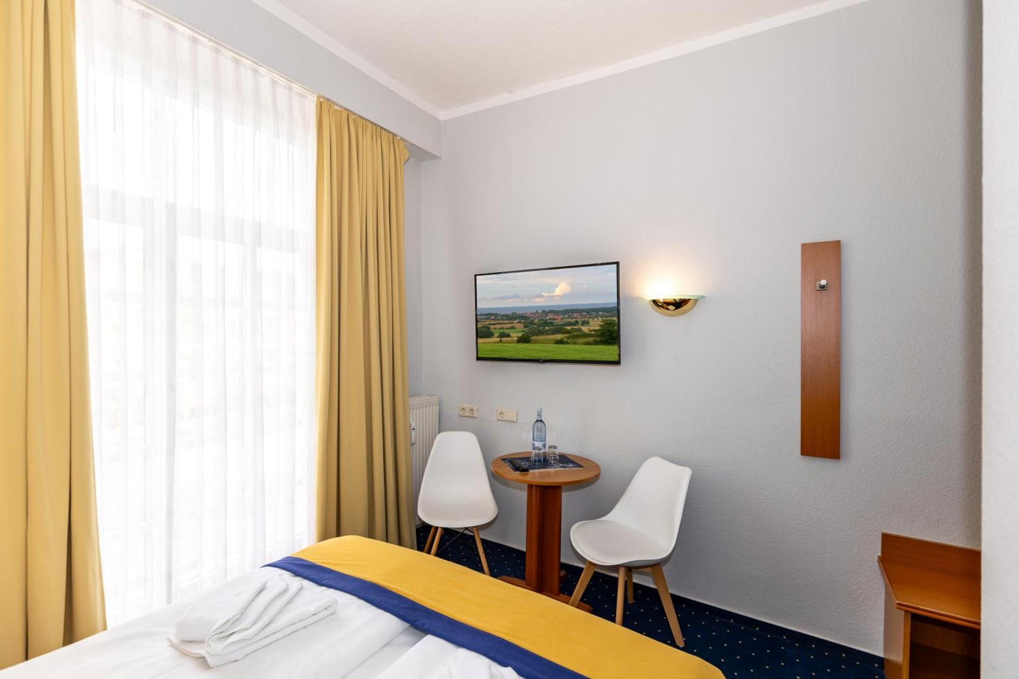 Hotel Zur Traube Ostseebad Kühlungsborn 外观 照片