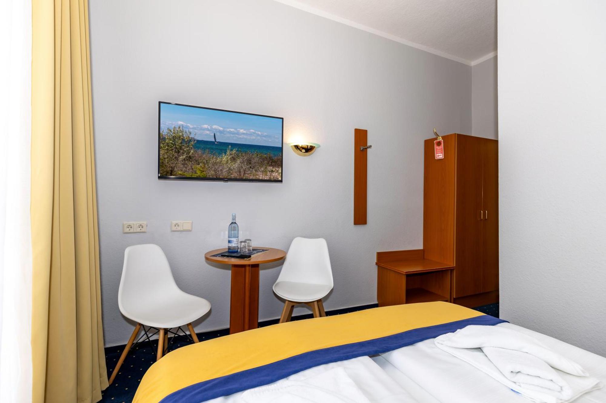Hotel Zur Traube Ostseebad Kühlungsborn 外观 照片